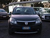 Usata Dacia Sandero Stepway 70 CV (51 kW) 2010 Grigio Utilitaria