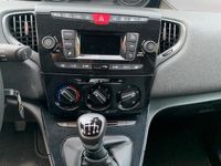 Usata Lancia Ypsilon Gold 69 CV (50 kW) 2022 Rosso Utilitaria