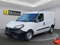 Usata Fiat Doblò 90 CV (66 kW) 2022 Bianco Monovolume