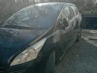 Usata Peugeot 5008 110 CV (80 kW) 2009 Nero Monovolume