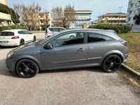 usata Opel Astra GTC 120cv coupe 2005