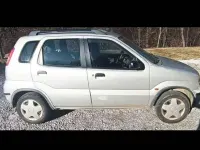 Usata Suzuki Ignis GL 83 CV (61 kW) 2001 Argento Utilitaria
