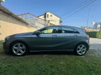 Usata Mercedes A180 122 CV (89 kW) 2013 Grigio Utilitaria