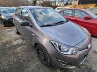 Usata Hyundai i20 Classic 86 CV (63 kW) 2013 Grigio Berlina