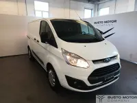 Usata Ford Transit Custom Titanium 131 CV (96 kW) 2018 Bianco / pastello Berlina