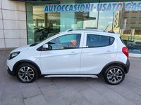 Usata Opel Karl Rocks 73 CV (53 kW) 2019 Bianco metallizzato Utilitaria