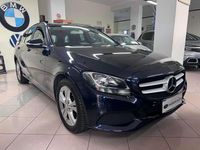Usata Mercedes C200 136 CV (100 kW) 2015 Blu/azzurro Station wagon