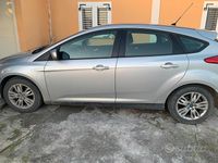 Usata Ford Focus 125 CV (91 kW) 2011 Grigio Berlina