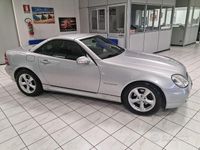 Usata Mercedes SLK230 197 CV (144 kW) 2000 Argento Cabrio