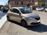 Usata Lancia Ypsilon Gold 69 CV (50 kW) 2018 Giallo Utilitaria