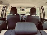 Usata Toyota Yaris 75 CV (55 kW) 2013 Bianco Utilitaria