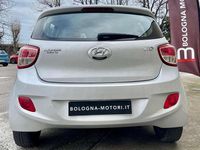 Usata Hyundai i10 67 CV (49 kW) 2015 Argento Utilitaria