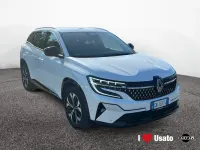 Usata Renault Clio Iconic 200 CV (147 kW) 2023 Bianco Utilitaria