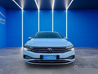 Usata VW Passat Executive 150 CV (110 kW) 2020 Bianco Station wagon