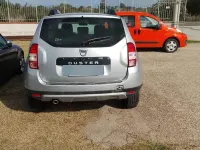 Usata Dacia Duster Lauréate 109 CV (80 kW) 2015 Grigio SUV
