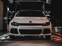 Usata VW Scirocco 140 CV (102 kW) 2011 Bianco Coupé