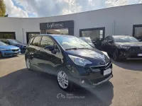 Usata Toyota Verso-S Active 99 CV (72 kW) 2011 Nero metallizzato Monovolume