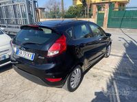 Usata Ford Fiesta 60 CV (44 kW) 2013 Nero Utilitaria