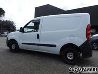Usata Opel Combo 90 CV (66 kW) 2015 Bianco(met.) Monovolume
