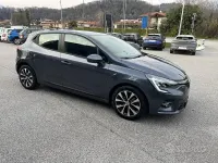 Käytetty Renault Clio V Business 90 HP (66 kW) 2022 Sininen Sedan