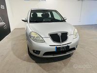 Usata Lancia Ypsilon 75 CV (55 kW) 2009 Grigio Utilitaria