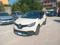 Usata Renault Captur Zen 90 CV (66 kW) 2017 Beige SUV