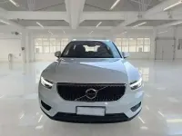 Usata Volvo XC40 Momentum 129 CV (94 kW) 2021 SUV