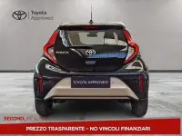 Usata Toyota Aygo X Lounge 72 CV (52 kW) 2024 Grigio SUV