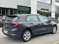 Usata VW Golf VIII 116 CV (85 kW) 2022 Grigio Berlina