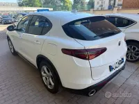 Usata Alfa Romeo Stelvio Business 190 CV (139 kW) 2020 Bianco SUV