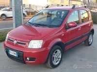 Usata Fiat Panda 4x4 74 CV (54 kW) 2011 Rosso Utilitaria