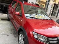 Usata Dacia Sandero Stepway 90 CV (66 kW) 2016 Rosso Berlina