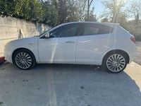 Usata Alfa Romeo Giulietta Distinctive 105 CV (77 kW) 2010 Bianco Berlina