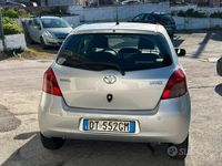 usata Toyota Yaris Yaris5p 1.0 Sol