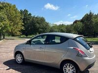 Usata Lancia Ypsilon Silver 80 CV (58 kW) 2011 Bronzo Utilitaria