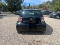 Usata Toyota iQ 68 CV (50 kW) 2012 Nero Utilitaria