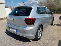 Usata VW Polo Comfortline 80 CV (58 kW) 2018 Grigio Utilitaria