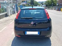 Usata Fiat Punto Lounge 69 CV (50 kW) 2016 Blu/azzurro Utilitaria