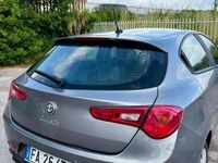 Usata Alfa Romeo Giulietta Distinctive 120 CV (88 kW) 2016 Grigio Utilitaria