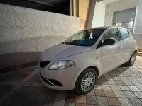 Usata Lancia Ypsilon 69 CV (50 kW) 2017 Utilitaria