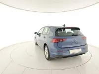 Usata VW Golf VIII Life 116 CV (85 kW) 2025 Blu Utilitaria