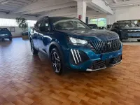 Usata Peugeot 2008 Allure+ 101 CV (74 kW) 2025 Blu/azzurro SUV