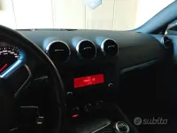 Begagnad Audi TT 170 HK (125 kW) 2011 Svart Sportkupé