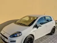 Usata Fiat Punto Lounge 75 CV (55 kW) 2014 Bianco Utilitaria
