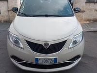 Usata Lancia Ypsilon 69 CV (50 kW) 2017 Marrone Utilitaria