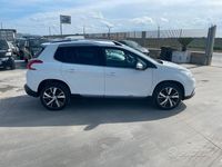Usata Peugeot 2008 Allure 92 CV (67 kW) 2014 Bianco SUV