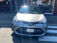 Usata Toyota C-HR Trend 184 CV (135 kW) 2022 Grigio SUV