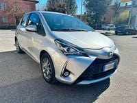 Usata Toyota Yaris 69 CV (50 kW) 2015 Grigio Utilitaria
