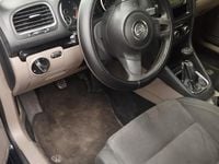 Usata VW Golf VI 105 CV (77 kW) 2010 Nero Utilitaria