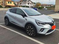 Usata Renault Captur Equilibre 101 CV (74 kW) 2023 Grigio SUV
